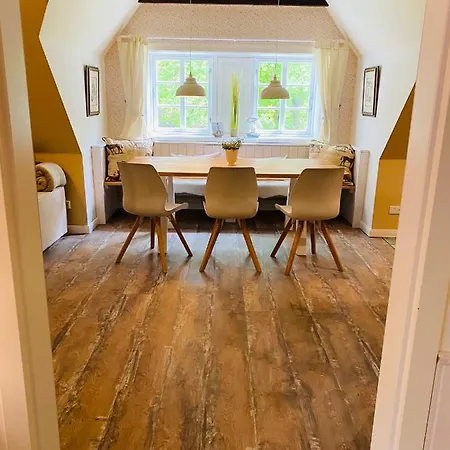 Lindenhof Apartamento *