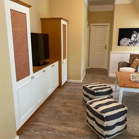 Lindenhof Apartamento *